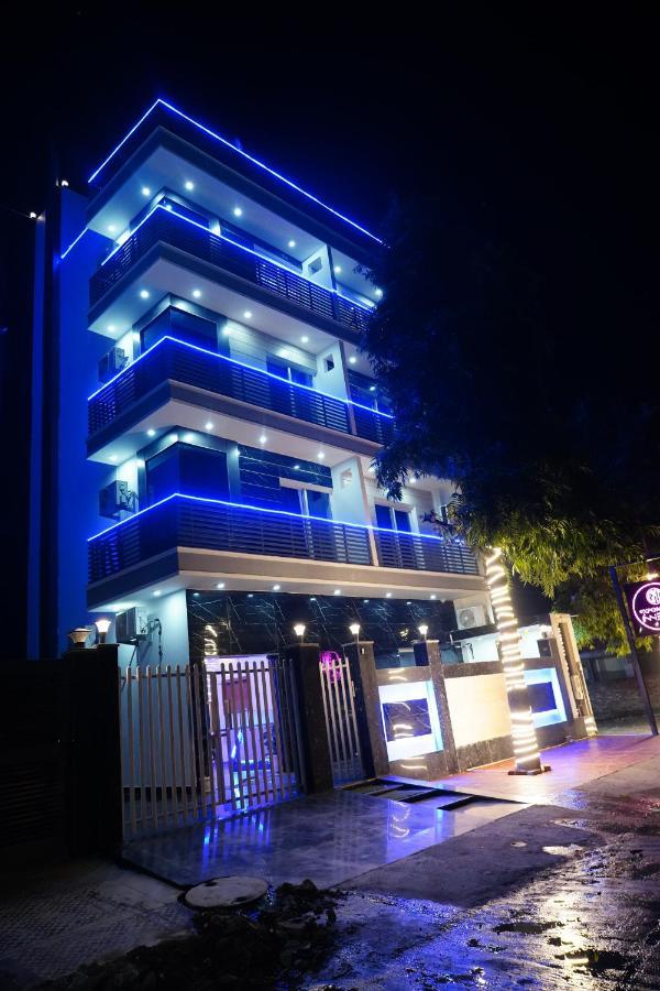 Expomart Inn Greater Noida Exterior foto