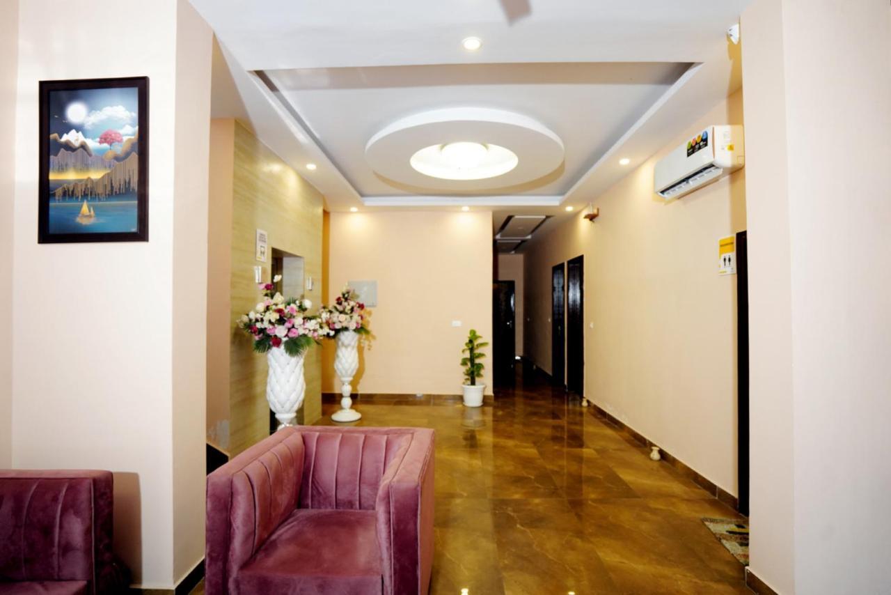 Expomart Inn Greater Noida Exterior foto